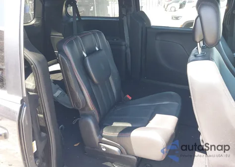 2016 Dodge Grand Caravan R/T z USA, uszkodzony, nr VIN 2C4RDGEG6GR249428